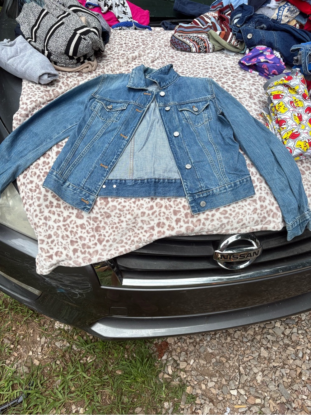 Vintage GAP Size Small Women's Blue Cropped Denim Jean Jacket